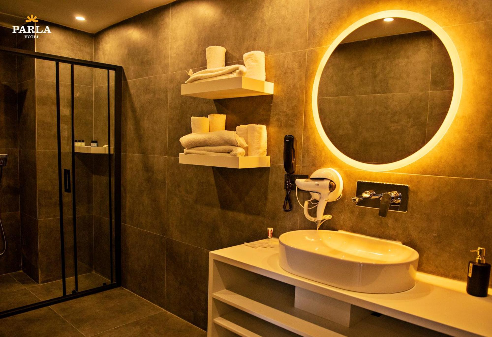 Parla Suite Hotel Istanbul Exteriör bild